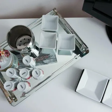 شقة A Delightful New Close To Center *
